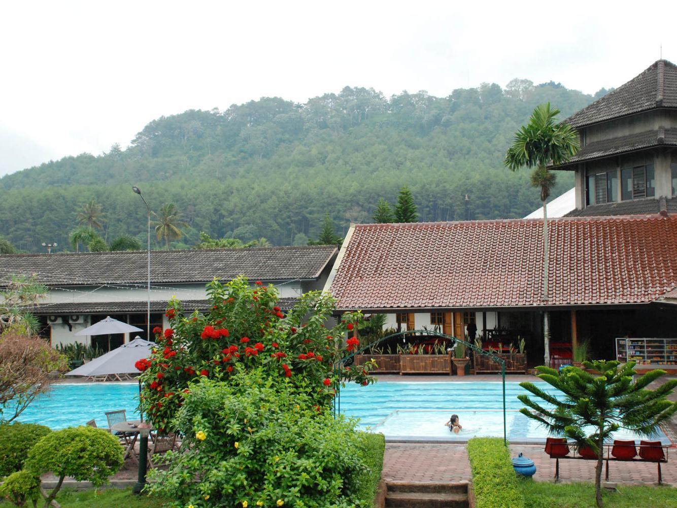 Front One Resort Magelang Εξωτερικό φωτογραφία